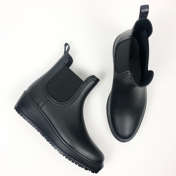 C&C California Chelsea Lug Sole Rain Boot - Picture 1 of 13